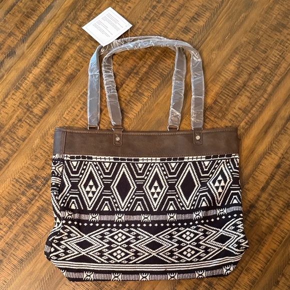 Thirty-One Reversible Tote - Picture 2 of 4